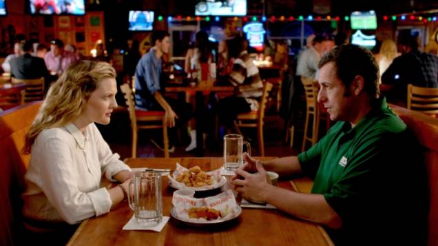 Juntos e Misturados: primeiro encontro desastroso entre Jim (Adam Sandler) e Lauren (Drew Barrymore)