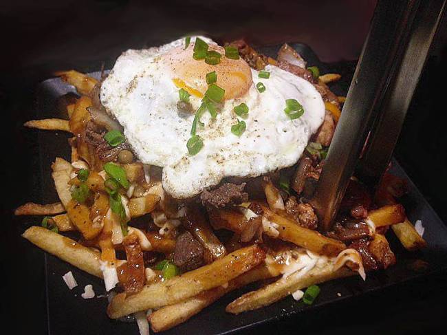 Canucks Poutinerie