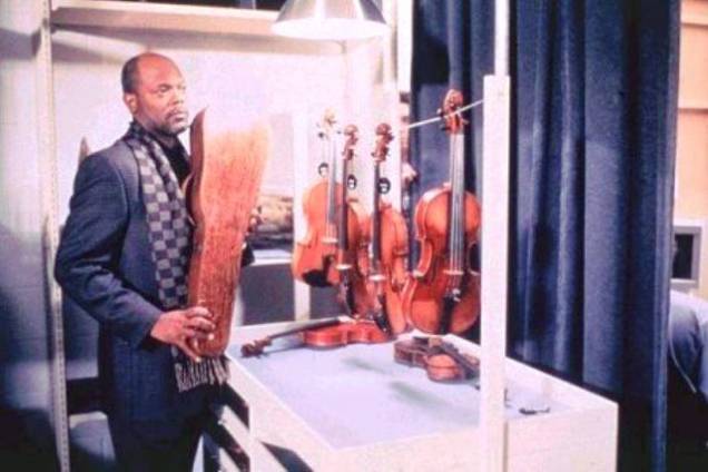 O Violino Vermelho: artesão italiano constrói um violino perfeito