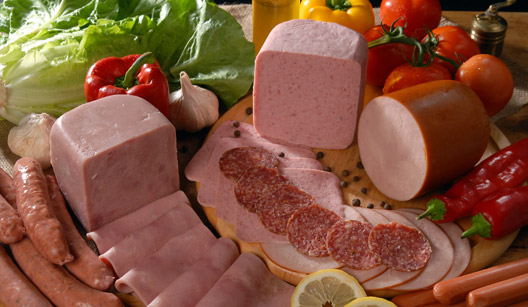 Consumo moderado é ideal para embutidos: conheça seus malefícios