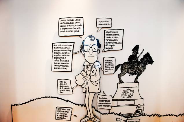 Autor da história em quadrinho, o cartunista Quino também ganha espaço na exposição