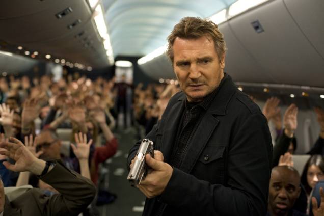 Sem Escalas: o agente Neil Marks (Liam Neeson) em busca do assassino