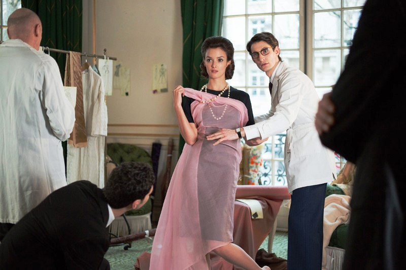 Yves Saint-Laurent: Charlotte Le Bon e Pierre Niney