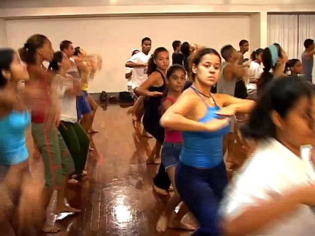 A Alma da Gente: projeto de dança com adolescentes moradores da Favela da Maré