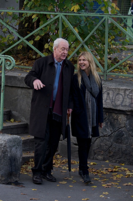 O Último Amor de Mr. Morgan: os atores Clémence Poésy e Michael Caine O Último Amor de Mr. Morgan: os atores Clémence Poésy e Michael Caine