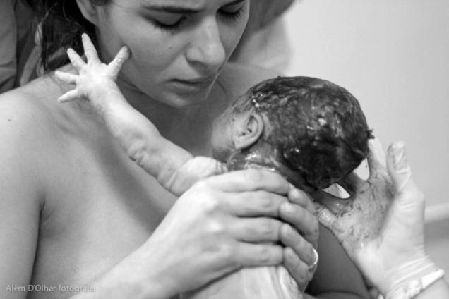 O Renascimento do Parto: o documentário fala sobre o parto natural e cesárea