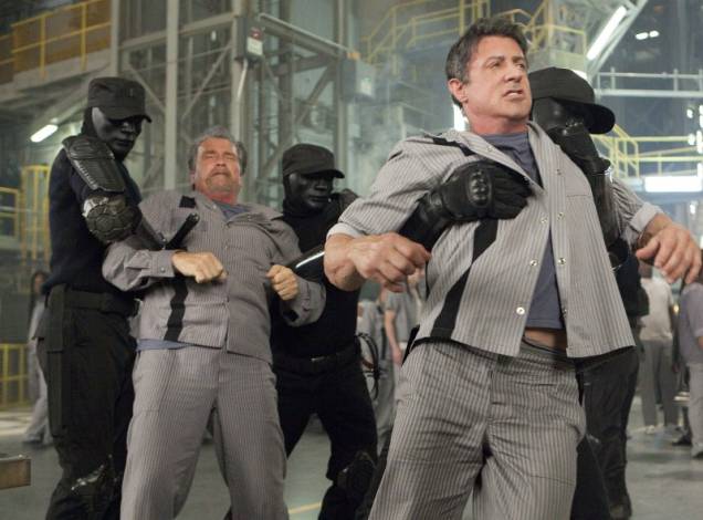 Rota de Fuga: terceiro filme onde Arnold Schwarzenegger e Sylvester Stallone atuam juntos. Os anteriores foram Os Mercenários (2010) e Os Mercenários 2 (2012)
