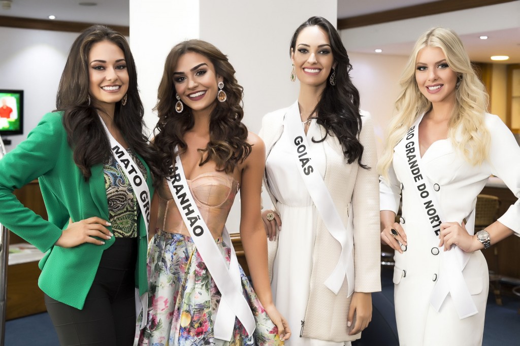 Miss Mato Grosso, Camila Della Valle; Miss Maranhão, Isadora Amorim; Miss Goiás, Thaynara Fernandes; Miss Rio Grande do Norte, Manoella Alves (Foto: Lucas Ismael/Band)