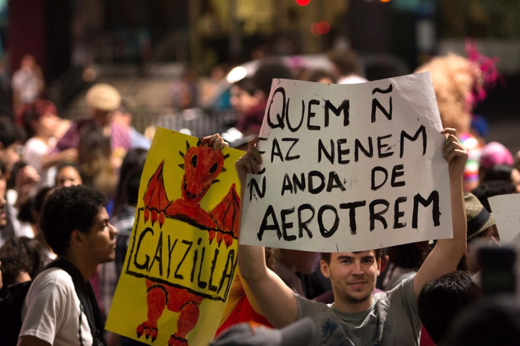 Protesto LGBT contra Levy Fidelix.
