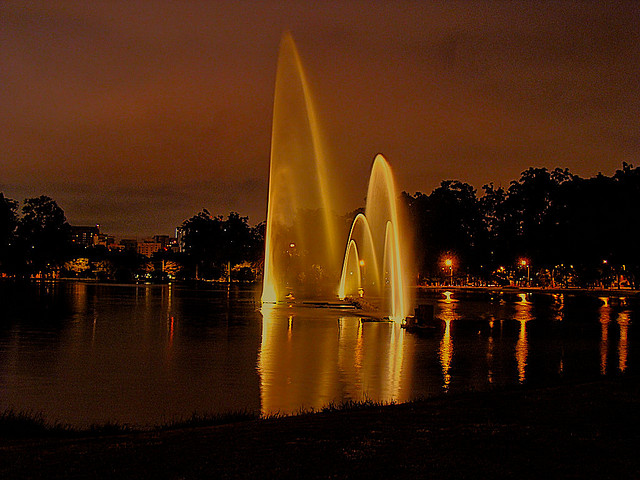 Anoitecer no Parque do Ibirapuera (Foto: Flávio Jota de Paula, no Flickr)