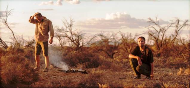 The Rover - A Caçada: Guy Pearce e Robert Pattinson em uma ambiência árida e melancólica The Rover - A Caçada: Guy Pearce e Robert Pattinson em uma ambiência árida e melancólica