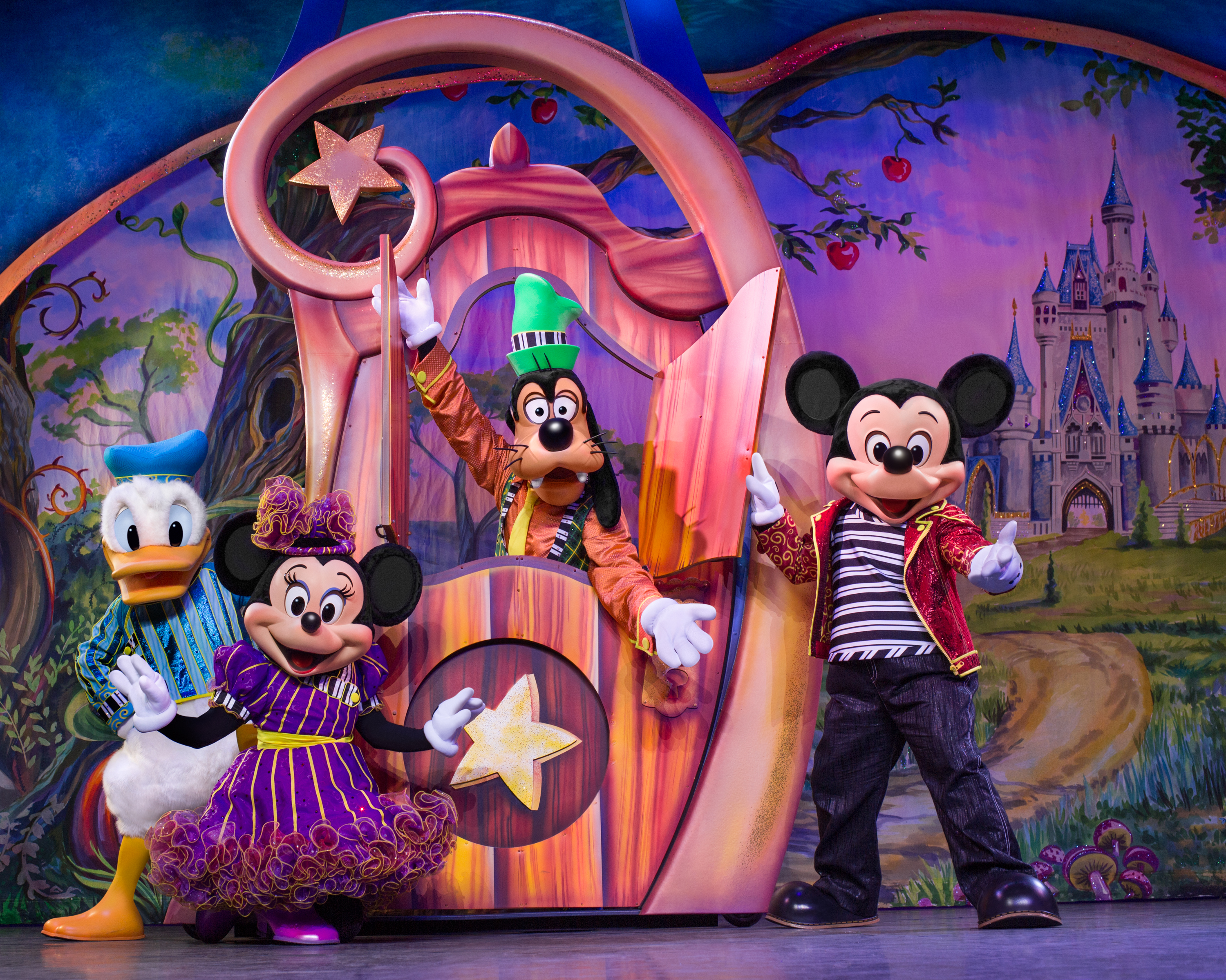 Novo espetáculo da Disney estreia na cidade; assista ao vídeo