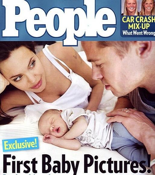 5 de 10 Em maio de 2006, nasce a primeira filha biológica do casal, Shiloh Nouvel. O parto aconteceu na Namíbia (Foto: divulgação)
