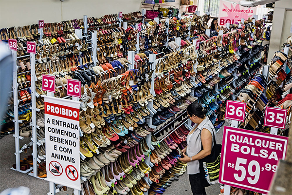 Rede Galinha Morta: sapatilhas, peep toes e escarpins por 59,99 reais Rede Galinha Morta: sapatilhas, peep toes e escarpins por 59,99 reais