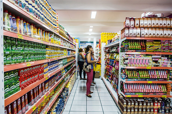 Uma única moeda paga a conta: no Shopping do Real, vá com um punhado de moedas e encha o carrinho Uma única moeda paga a conta: no Shopping do Real, vá com um punhado de moedas e encha o carrinho