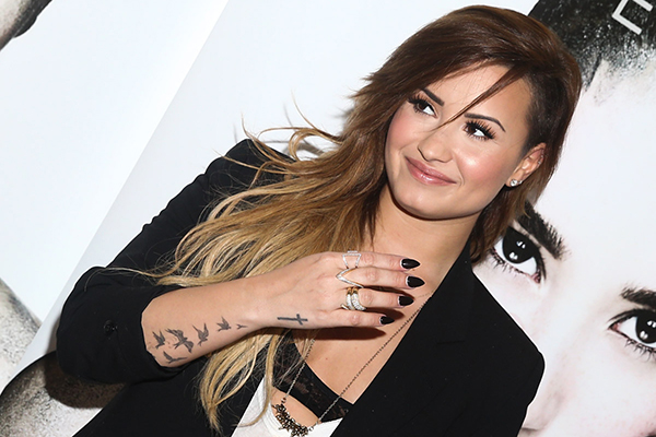 702375983-demi-lovato-faz-coletiva-de-imprensa-em-sao-paulo-493455690