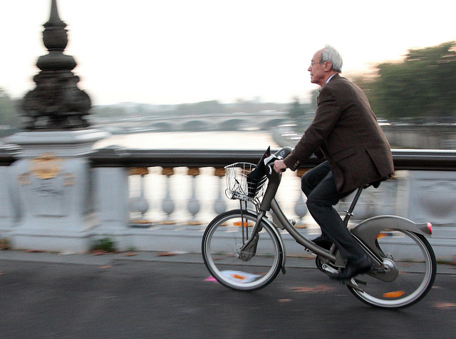 A Velib é uma das sensações de Paris (Foto: Jean-François Gornet, no Flickr)