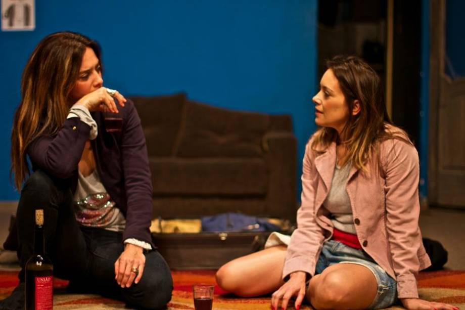 Helena Cerello e Liz Reis na peça A Pior das Intenções: direção de Mário Bortolotto