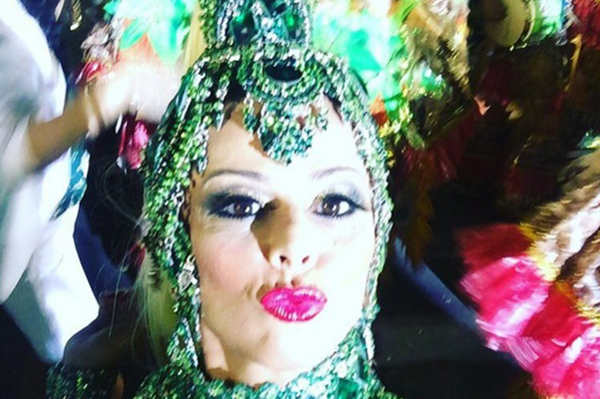 Viviane Araújo responde seguidor após polêmica de pontos perdidos pela Mancha Verde