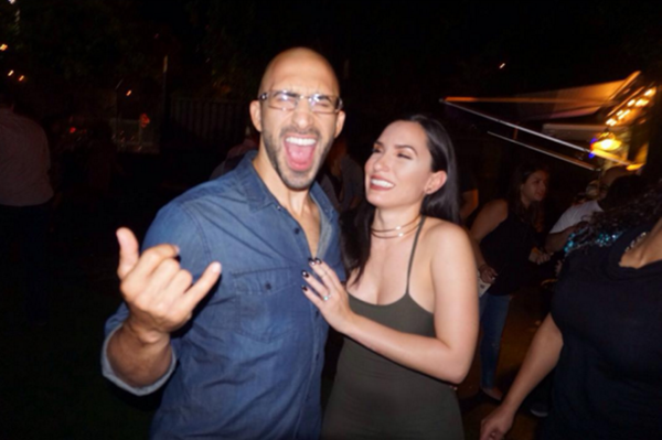 Noiva surpreende marido com coreografia incrível no dia do casamento do casal