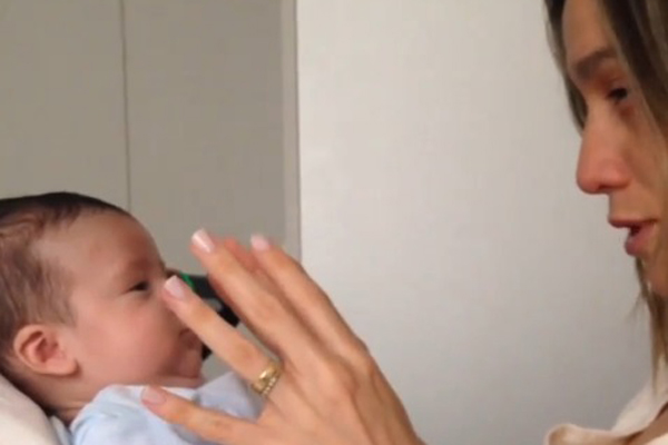 Fernanda Gentil dá show de fofura em vídeo com o filho Gabriel