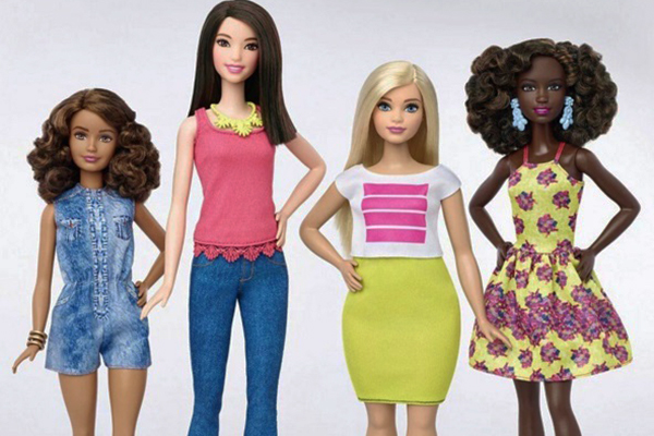 Novos modelos da boneca Barbie viram piadas nas redes sociais brasileiras