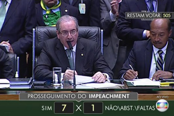 Coincidência na votação do impeachment na Câmara dos Deputados vira piada nas redes sociais