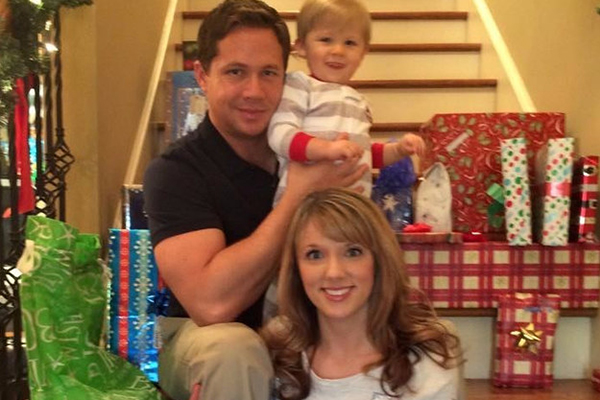 Marido faz homenagem para esposa enfermeira e mensagem viraliza na web