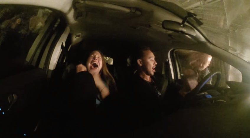 Empresa de carros faz pegadinha com o lava-rápido assustador e cheio de monstros; assista