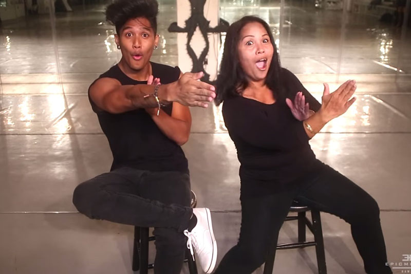 Coreografia incrível entre filho e mãe com deficiência auditiva faz sucesso na internet; assista