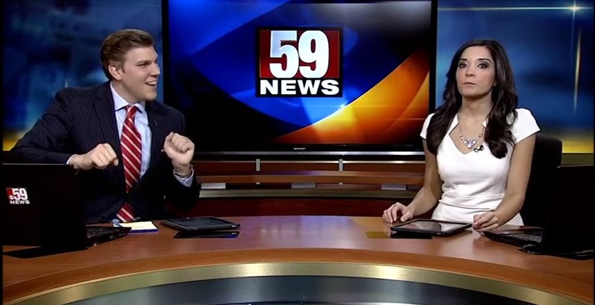 Âncora de jornal dança música de Taylor Swift animadamente e sua colega de bancada não gosta nada da situação; assista