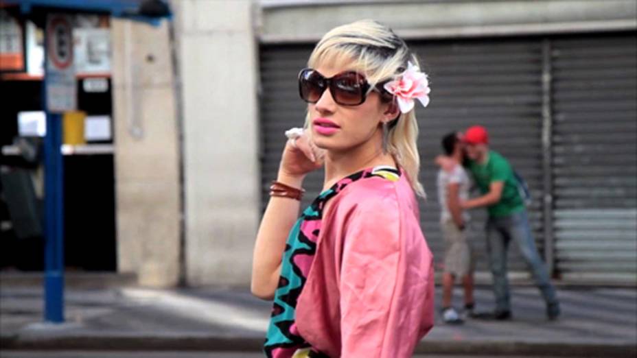 	Festival de Curtas - ALÉM DAS SETE CORES, Camila Biau - BRA - Fest Libercine