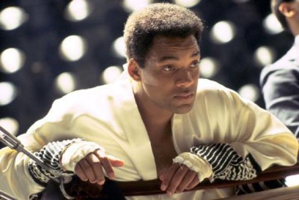 Will Smith na pele do boxeador Muhammad Ali em Ali (2001)