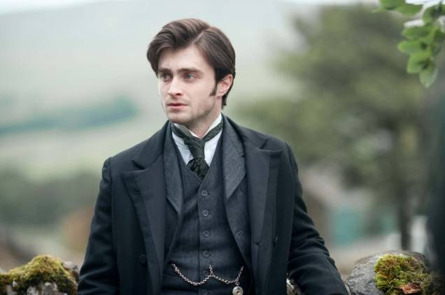 A Mulher de Preto: Daniel Radcliffe (da saga Harry Potter) vive um advogado que começa a ter visões de uma misteriosa mulher A Mulher de Preto: Daniel Radcliffe (da saga Harry Potter) vive um advogado que começa a ter visões de uma misteriosa mulher