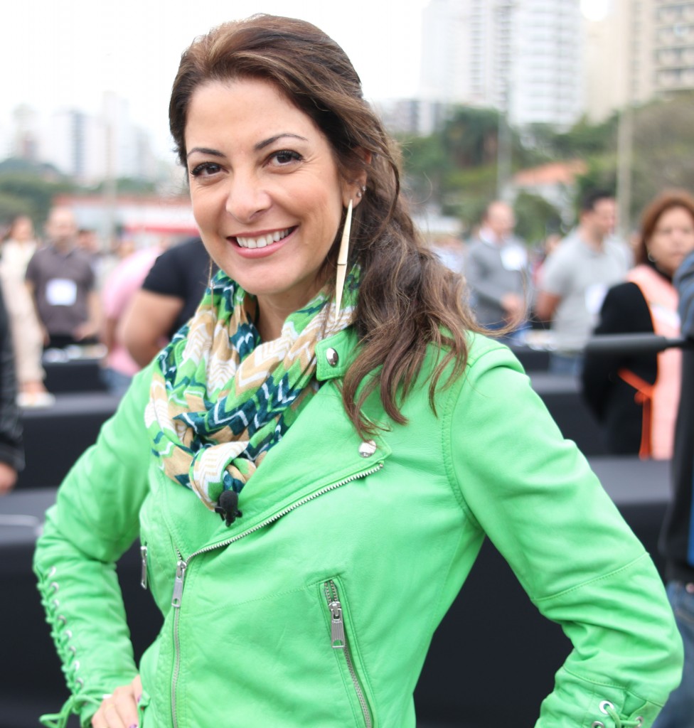 Hoje a jornalista estreia como apresentadora do reality show "MasterChef" na Band (Foto: Divulgação)