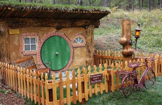 A casinha dos hobbits está localizada no estado de Montana, nos Estados Unidos