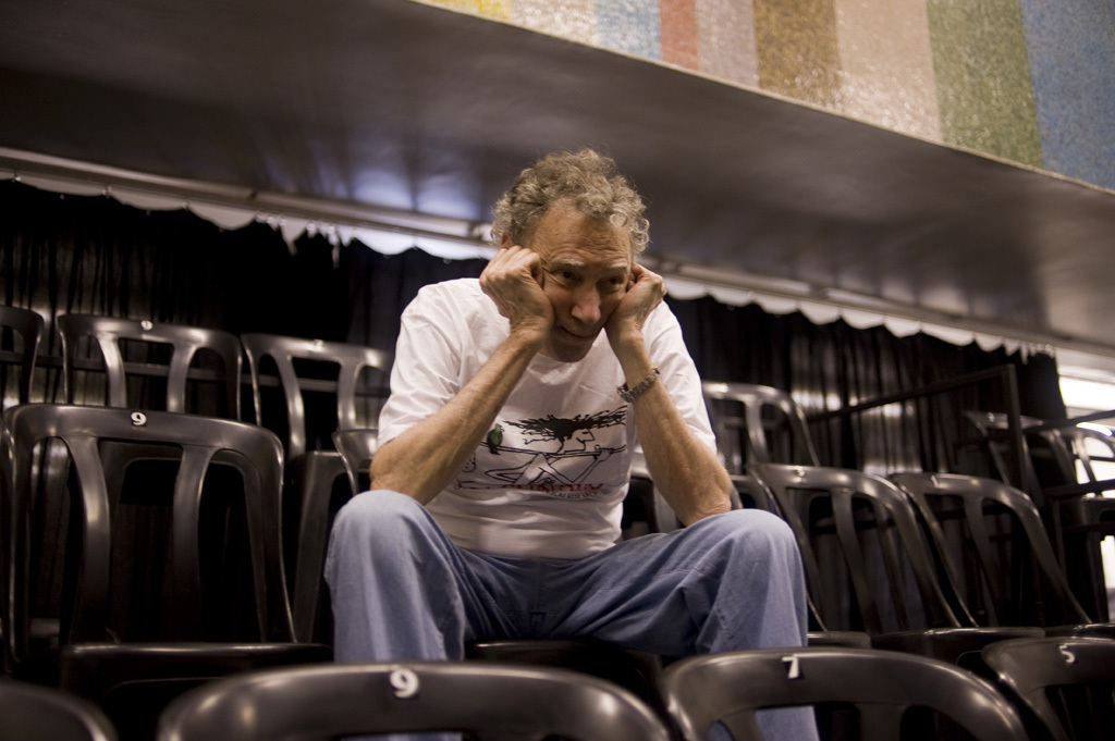 Antunes Filho: o diretor na sala de ensaios (Foto: Gui Mohallem)