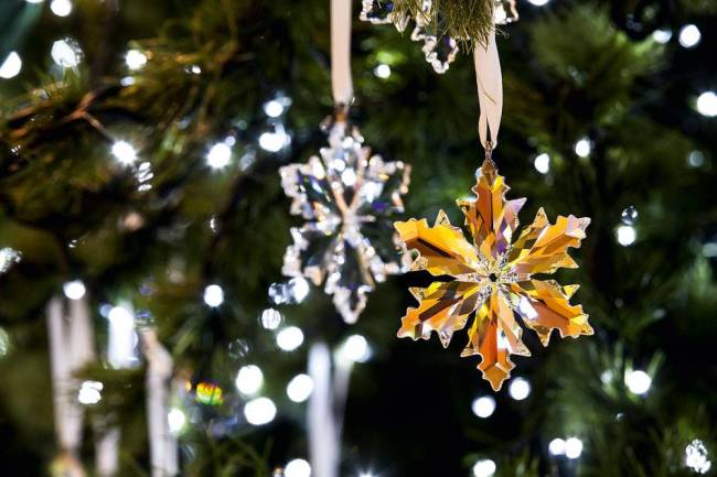 Neste Natal, um Swarovski para chamar de seu - ELLE Brasil