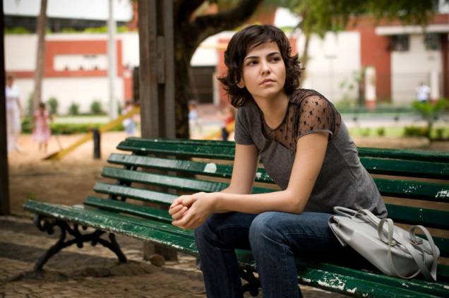 A atriz Tainá Mülleri é Lara: jovem vive o dilema de uma gravidez indesejada A atriz Tainá Mülleri é Lara: jovem vive o dilema de uma gravidez indesejada