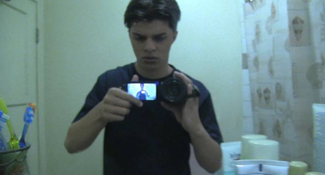 Cena do filme Atividade Paranormal: Marcados pelo Mal Cena do filme Atividade Paranormal: Marcados pelo Mal