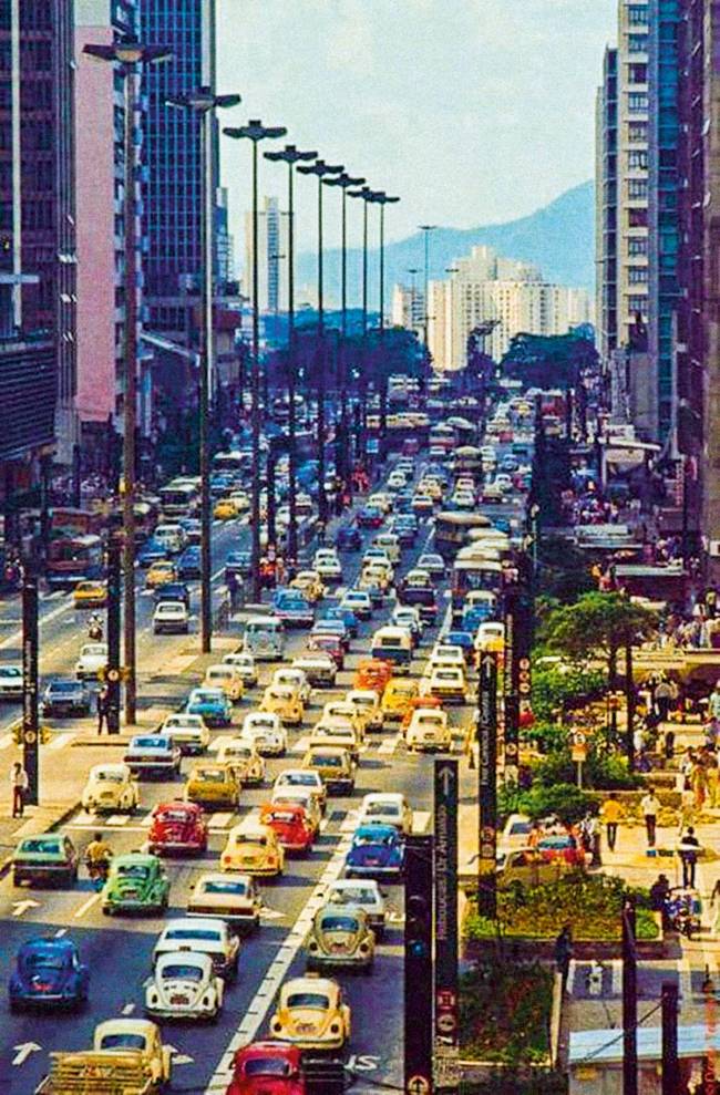 Avenida Paulista - fusca