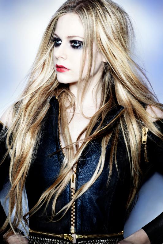 Avril Lavigne volta ao país para três shows | VEJA SÃO PAULO