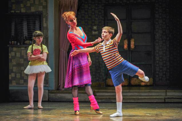 	Billy Elliot: jovem enfrenta preconceito por querer ser bailarino