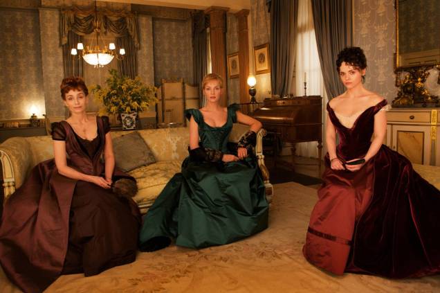 Kristin Scott Thomas, Uma Thurman e Christina Ricci: atrizes fazem parte do elenco de Bel Ami, o Sedutor Kristin Scott Thomas, Uma Thurman e Christina Ricci: atrizes fazem parte do elenco de Bel Ami, o Sedutor