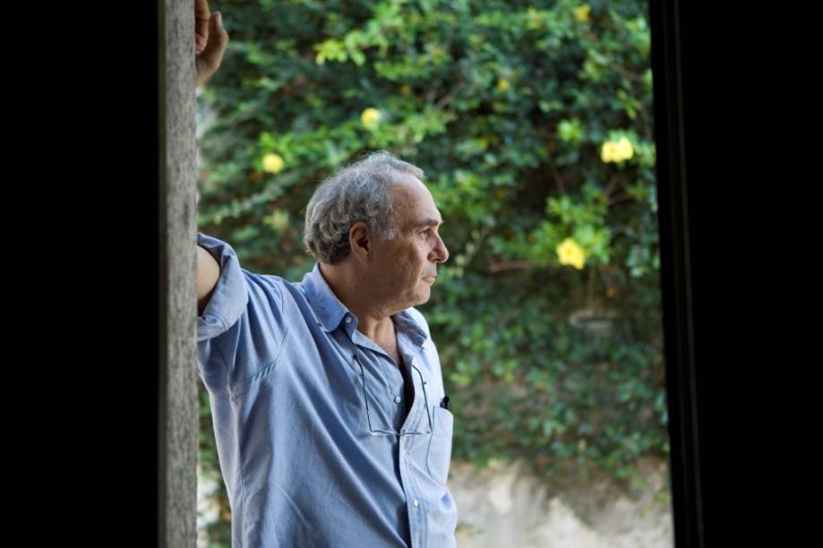 Julio Bressane: um dos ícones do cinema marginal brasileiro