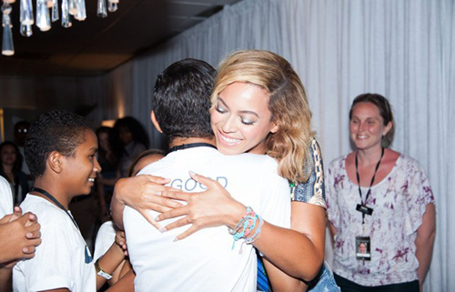 Beyoncé registra chegada ao Brasil em diário de fotos no seu site oficial Beyoncé registra chegada ao Brasil em diário de fotos no seu site oficial