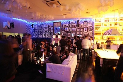 O bar-lounge B4, no Itaim terá festa da Joy models e da Elite