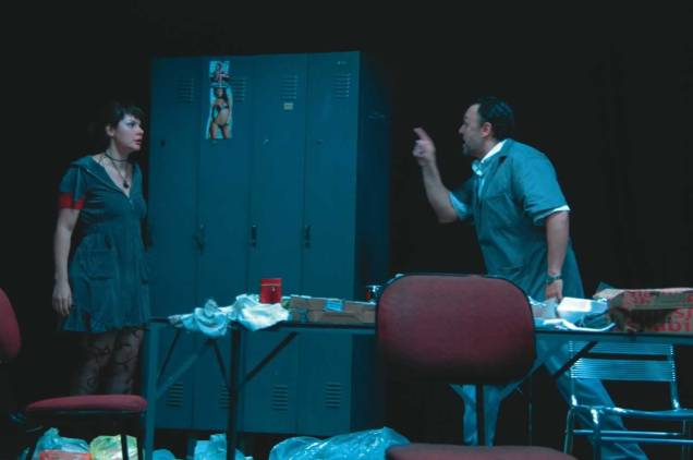 Os atores Cristina Cavalcanti e Nelson Baskerville no drama Blackbird Os atores Cristina Cavalcanti e Nelson Baskerville no drama Blackbird