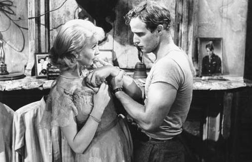 "Uma Rua Chamada Pecado": versão cinematográfica dirigida por Elia Kazan