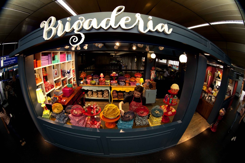 A fofíssima loja da Brigaderia, com várias versões do docinho mais querido do país